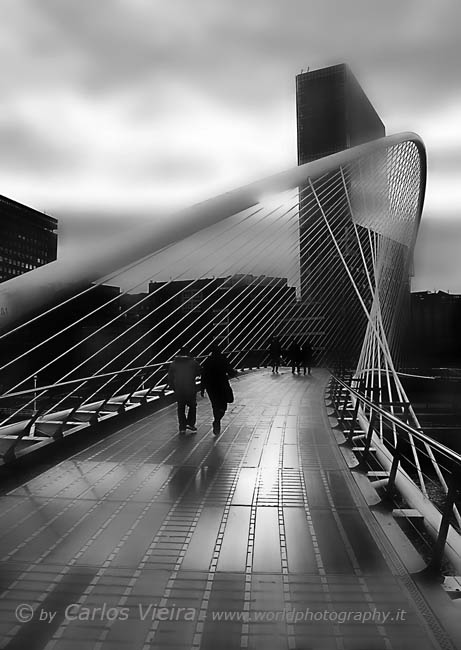 BRIDGE IN BILBAO